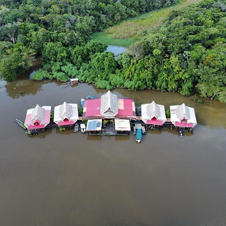 Amazon Oasis Floating Lodge Iquitos Exterior photo