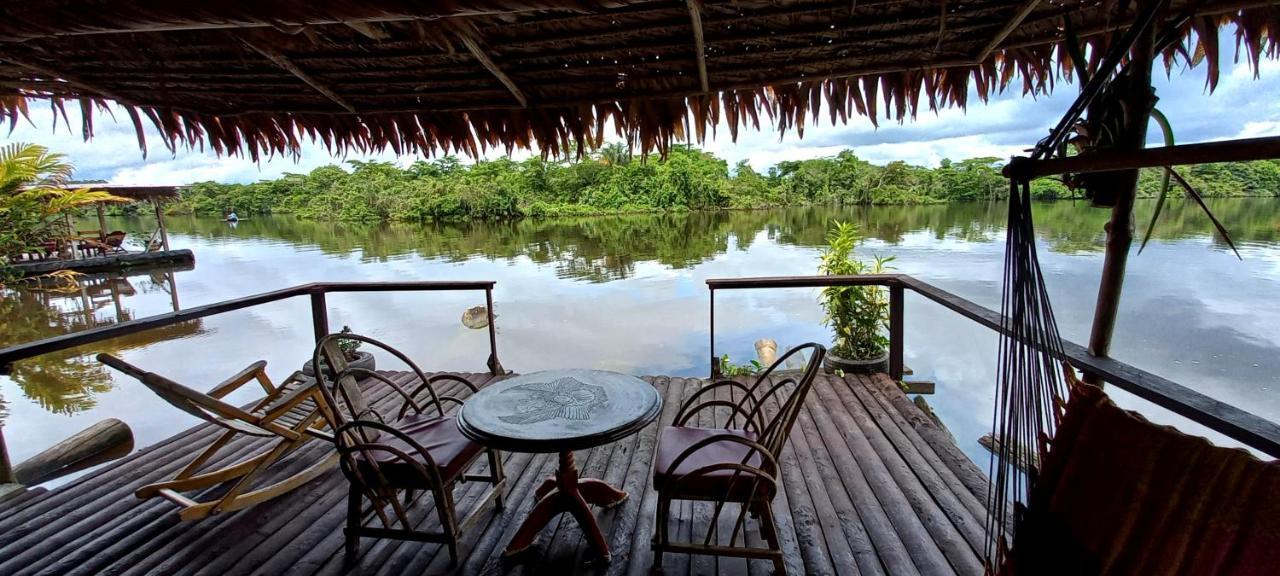 Amazon Oasis Floating Lodge Iquitos Exterior photo